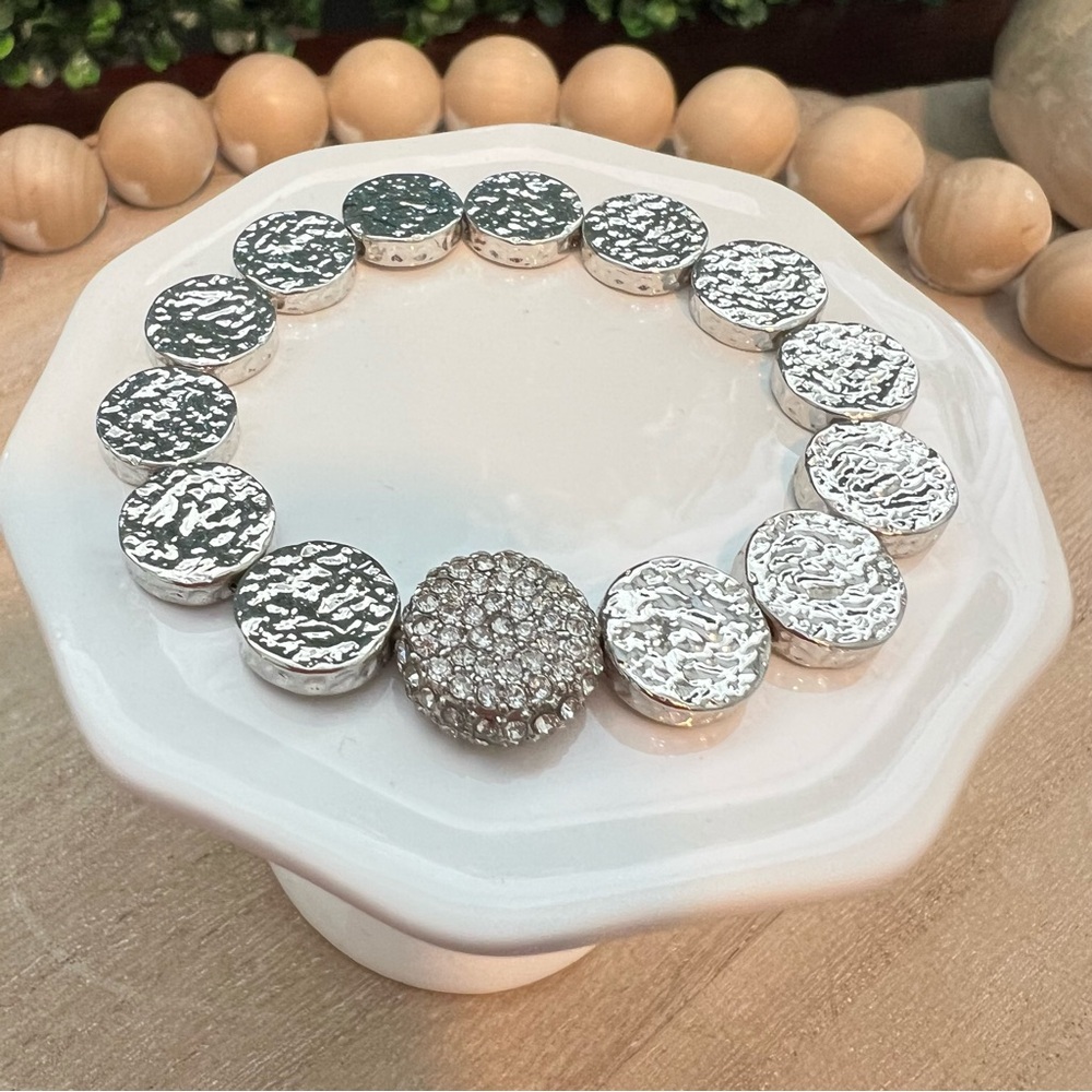 NWT Silver Tone Stretch Disk Bracelet | Hammered Detail | Stackable | Gem Accent